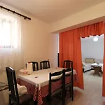 아파트 Lemon House *